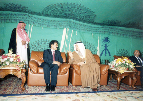 مكة المكرمة: يلتقي العاهل السعودي الملك فهد بن عبدالعزيز، 05-05-1988