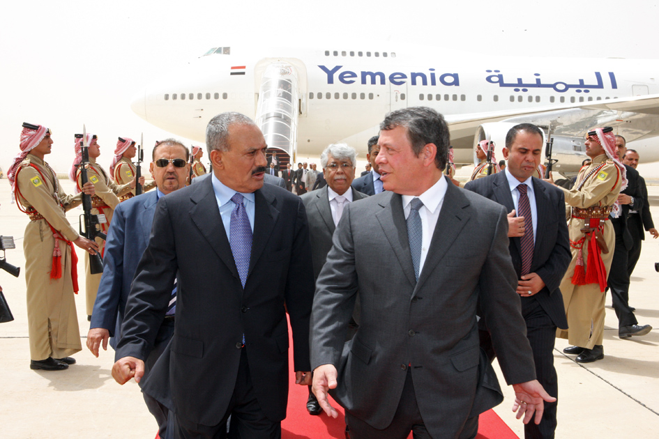 فخامة الرئيس يصل العاصمة الأردنية عمان