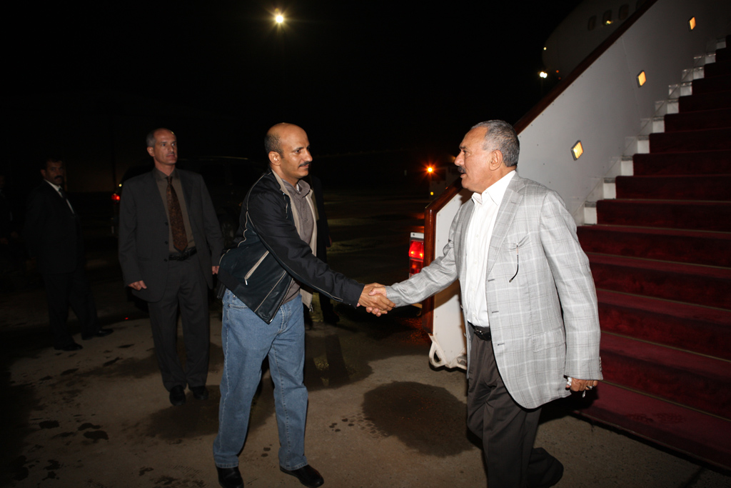 يعود إلى صنعاء بعد زيارة عمل ناجحة للمملكة المتحدة، 13-08-2010