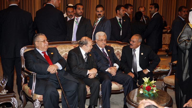 سرت: يلتقي عدد من قادة الدول الافريقية، على هامش اعمال القمة العربية الافريقية الثانية، 10-10-2010