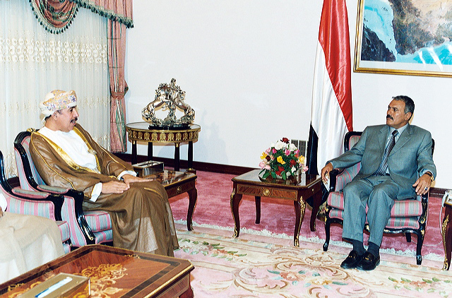 فخامة الرئيس يستقبل وفد سلطنة عمان في اللجنة اليمنية العمانية المشتركة