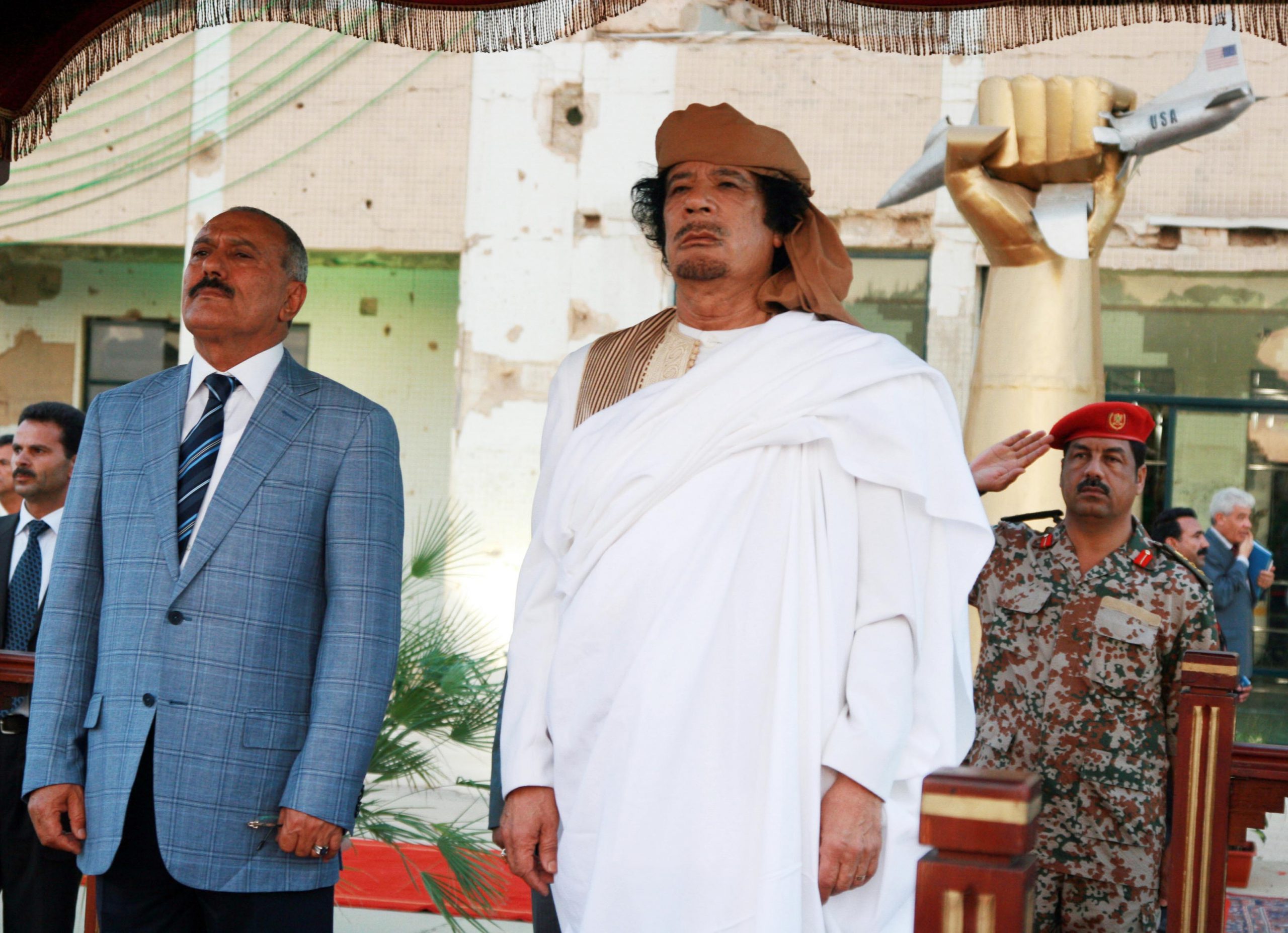 فخامة الرئيس يصل إلى العاصمة الليبية طرابلس