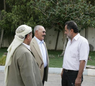 الزعيم علي عبدالله صالح يلتقي علي سيف حسن