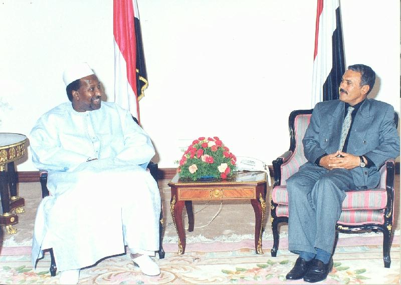 زيارة عمر الفاكونري رئيس جمهورية مالي 28-06-1999